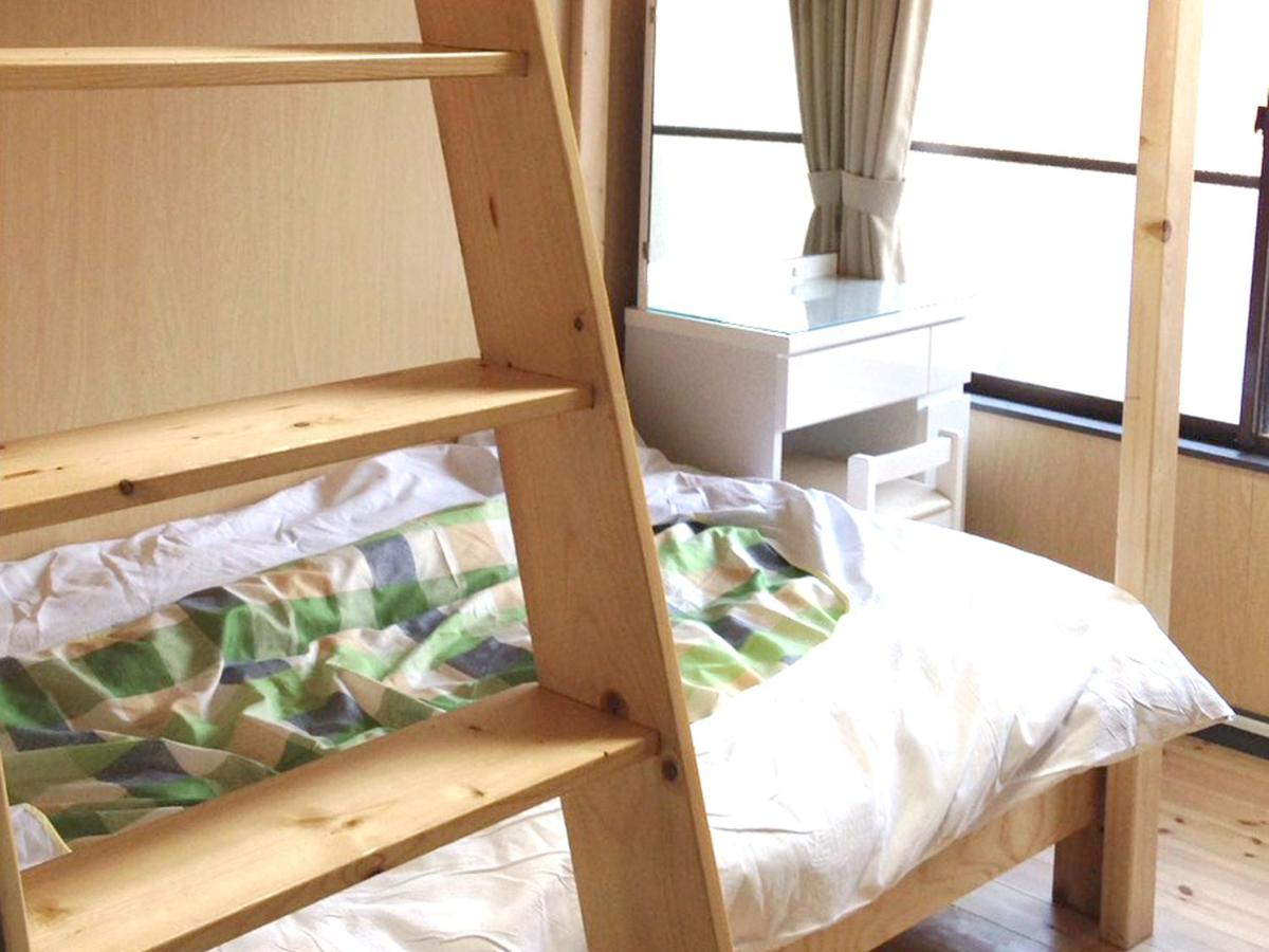 Twin Room with Bunk Beds - 204