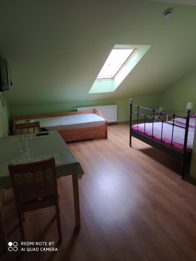 Deluxe Zimmer (2 Erwachsene & 1 Kind)