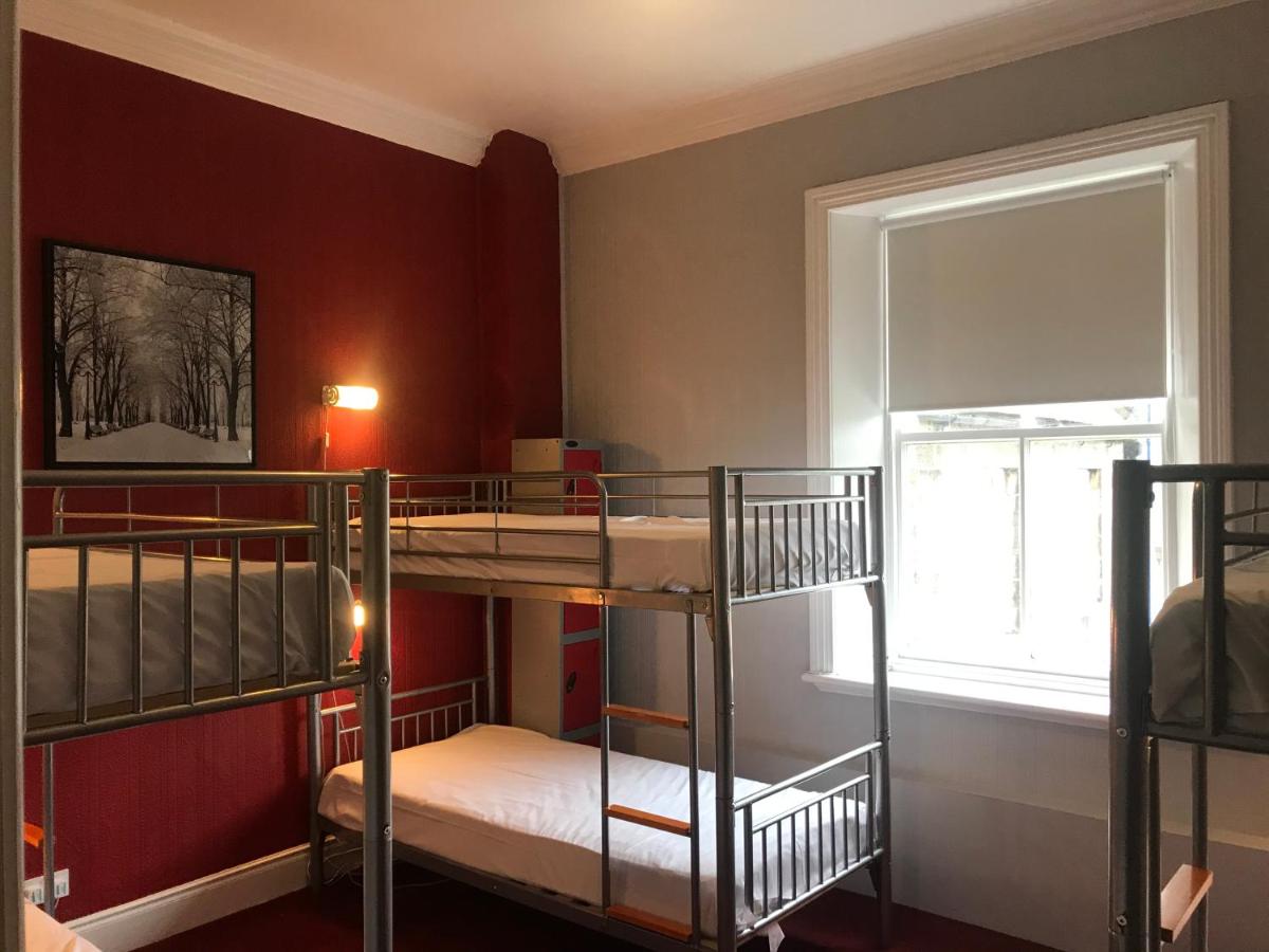 6-Bed Dormitory Room with Private Bathroom