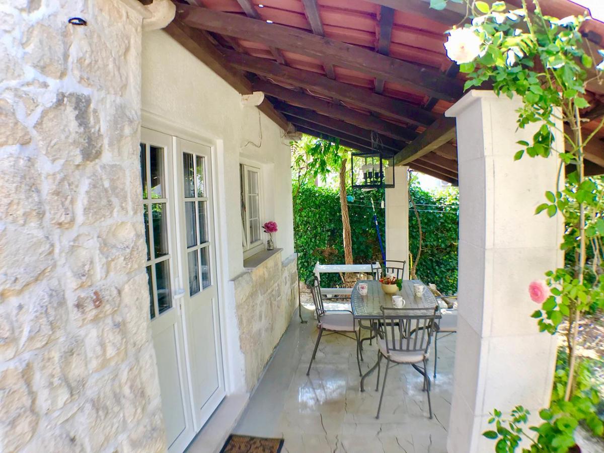 Apartments Lucy - Ferienwohnung Milna