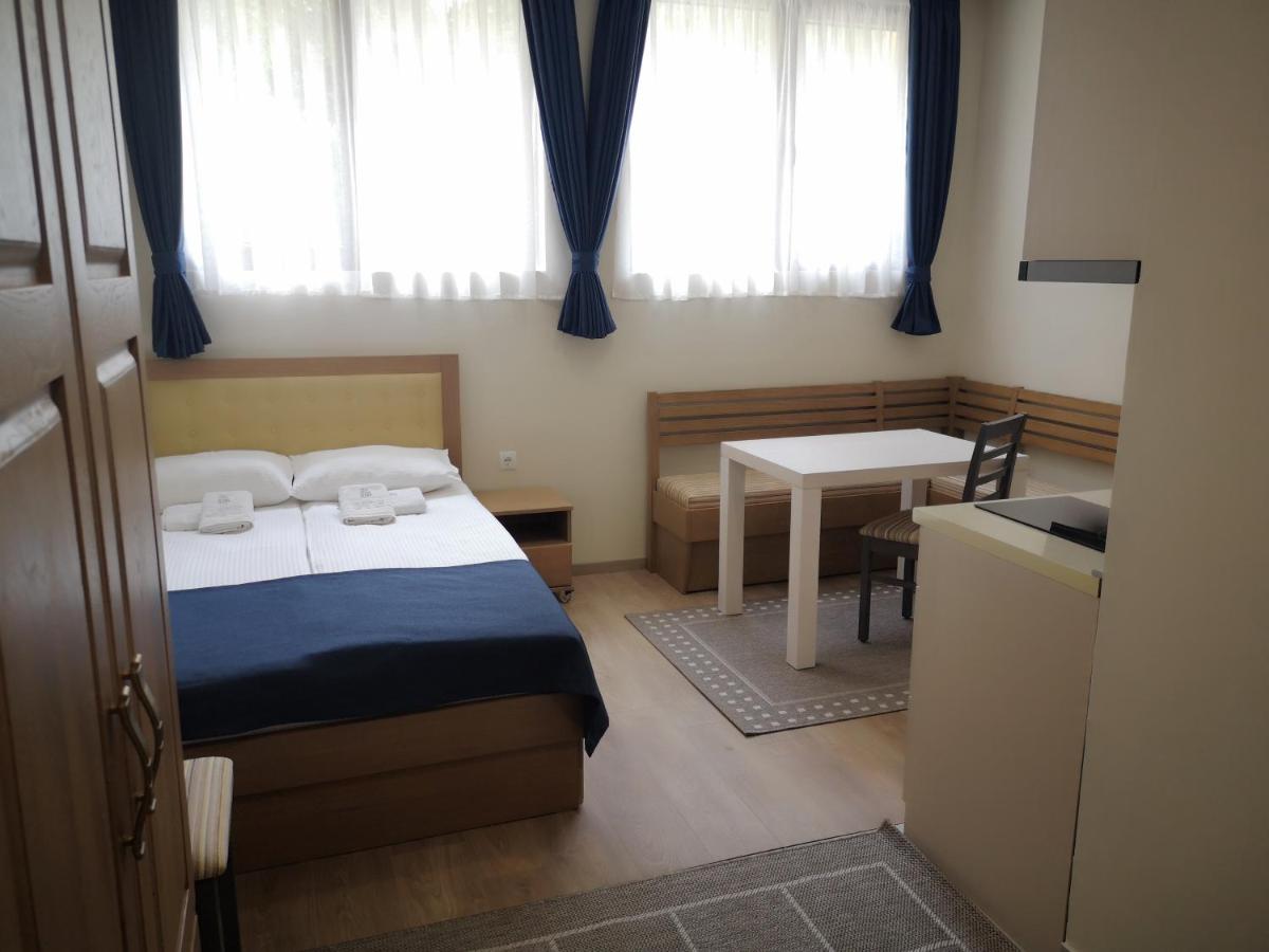 B&B Kremna - Apartments&Camping ZIP - Bed and Breakfast Kremna