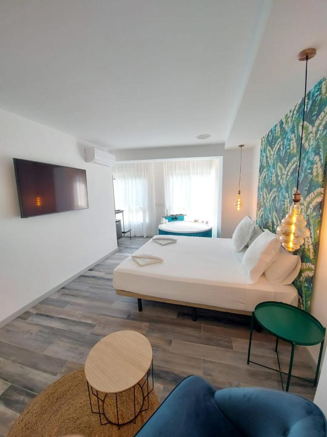 Suite Lit Queen-Size avec Baignoire Spa