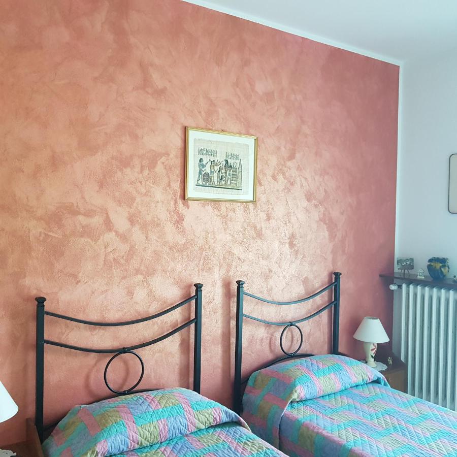 Twin Room with Shared Bathroom
