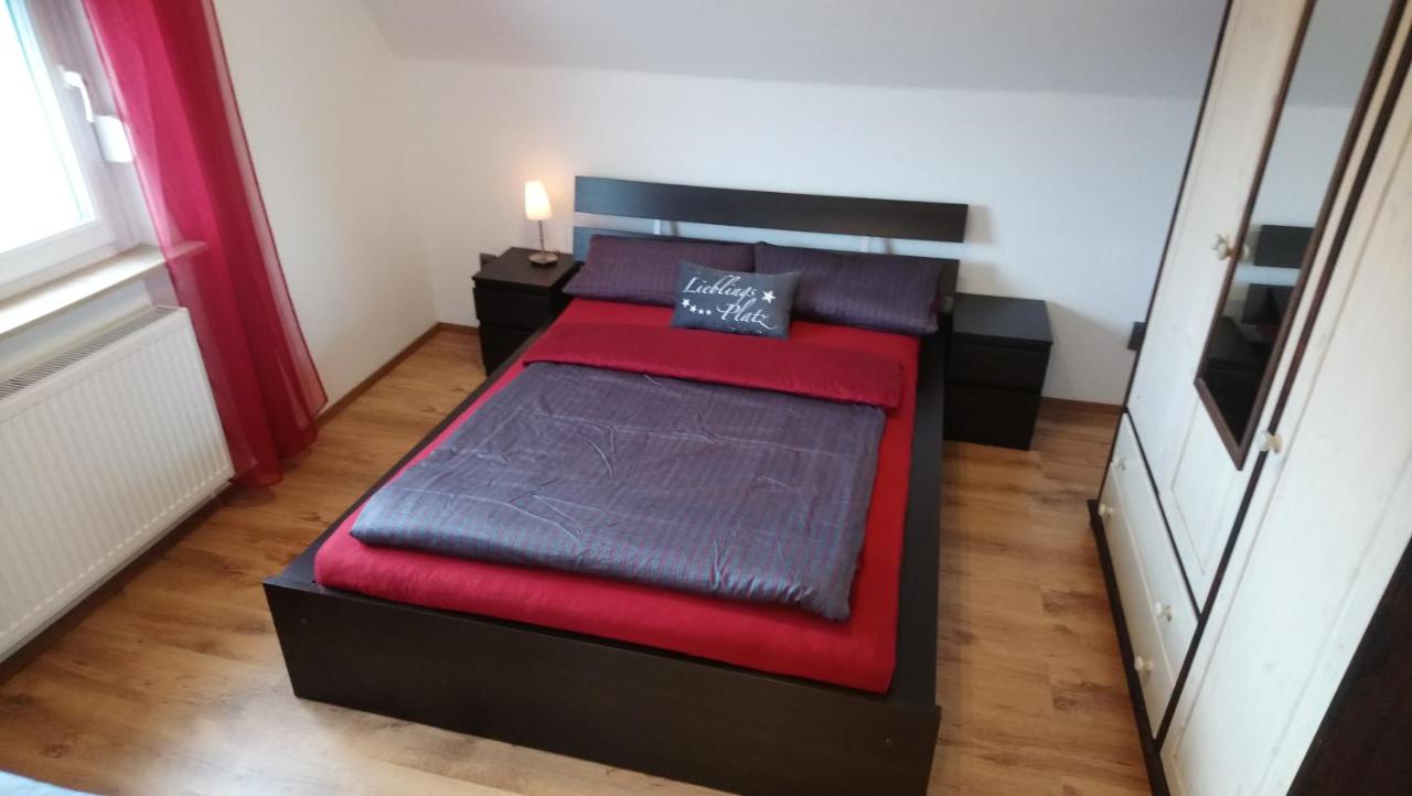 B&B Oldenbourg - Private Zimmer bei der Weser-Ems-Halle - Bed and Breakfast Oldenbourg