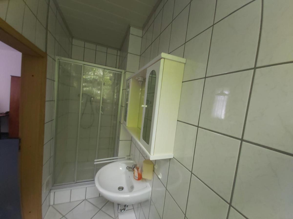 Double or Twin Room with Shower