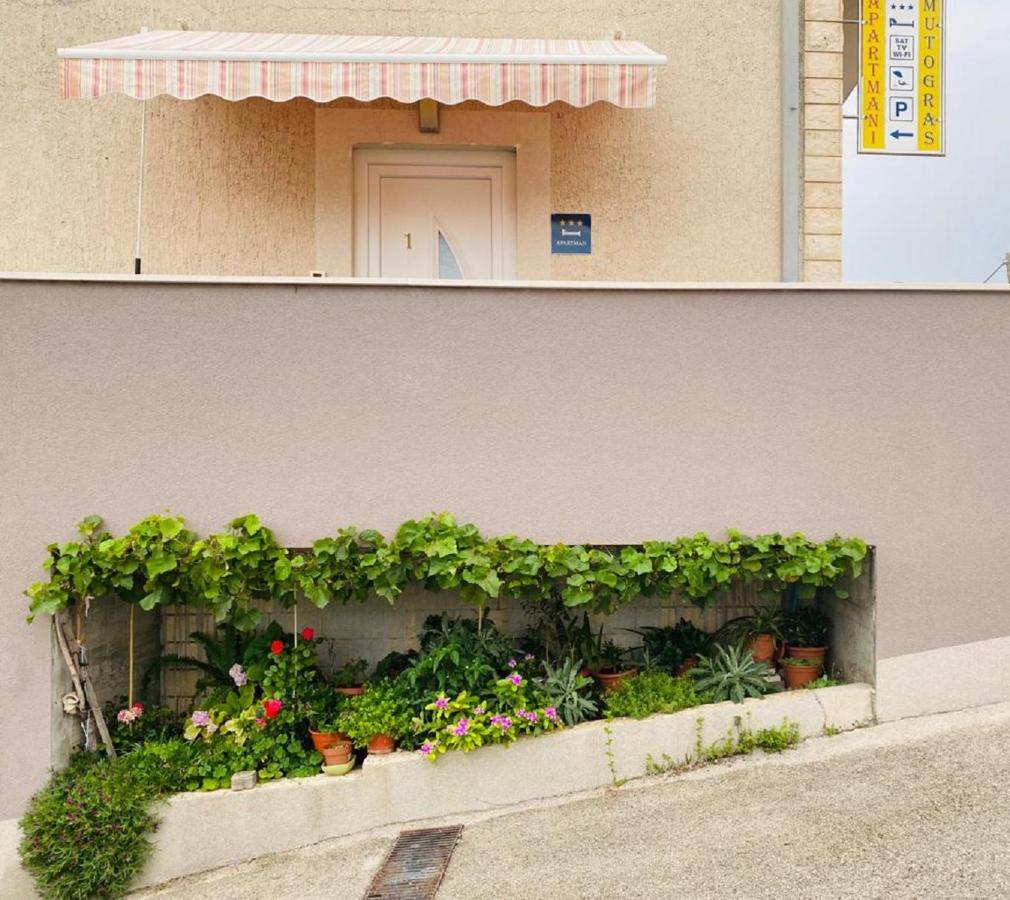 Apartmani Mutogras - B&B