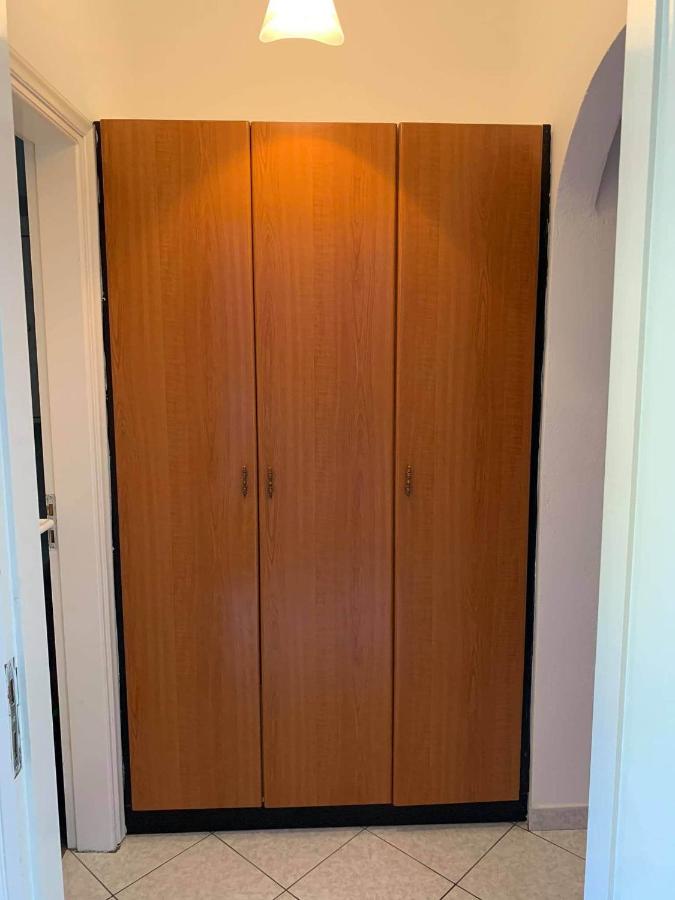 Xanthi Apartments - B&B Sývota