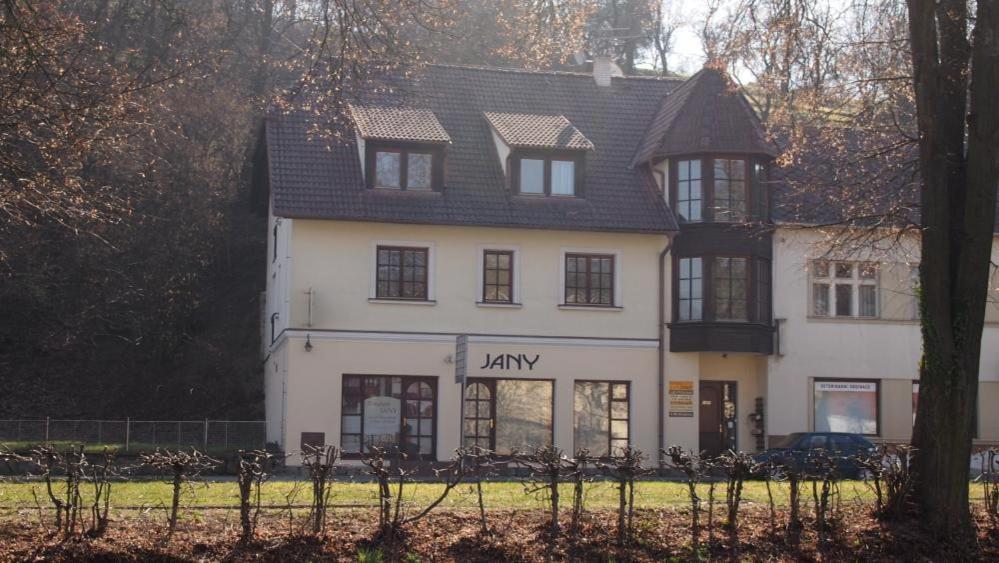 Penzion Jany - Bed and Breakfast
