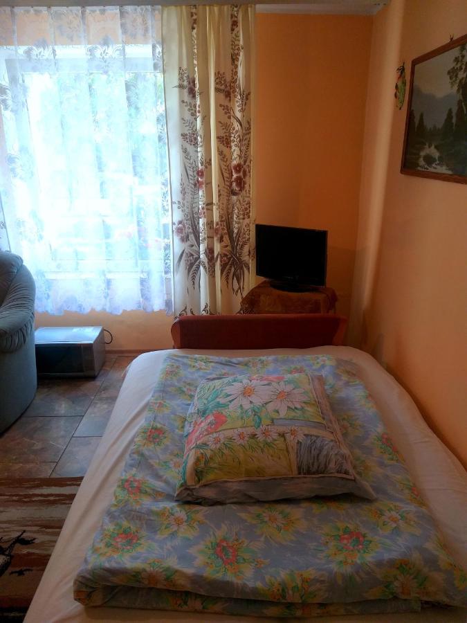 Basic Dreibettzimmer mit Gemeinschaftsbad