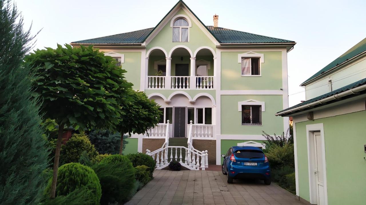 Дом на Одесской ул. - Ferienwohnung Tschornomorsk