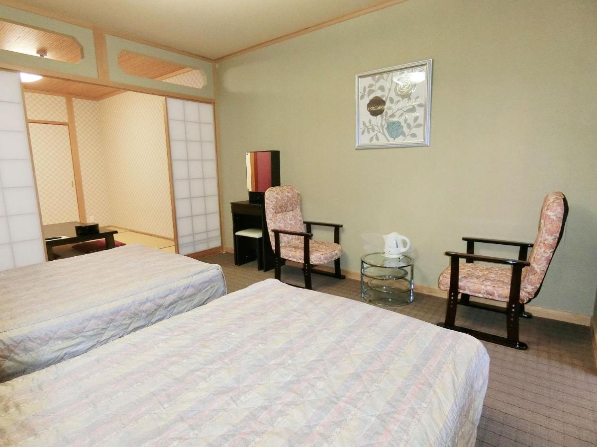 Superior Room with Tatami Area and Private Bathroom - 202