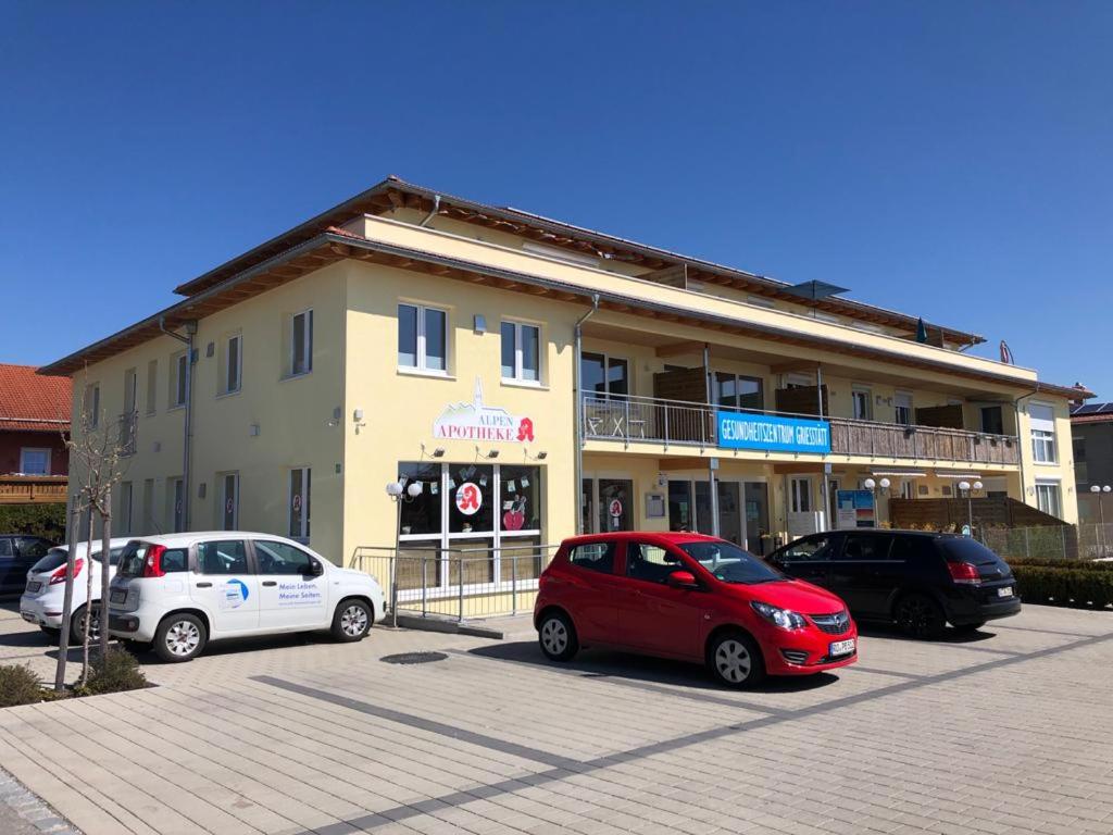 Pension Chen, 2 Doppelzimmer , EBK, separater Balkon - Ferienwohnung