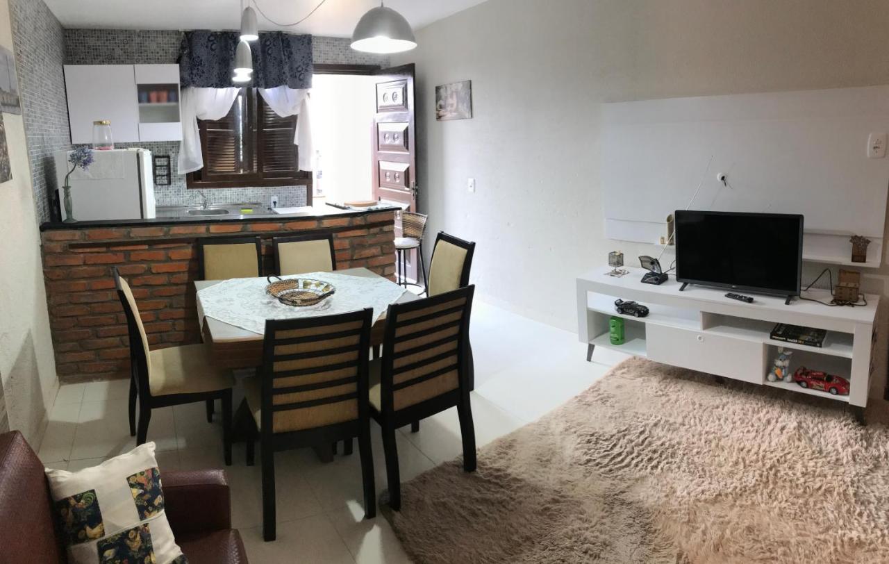 Apê completo com suíte, sacada e garagem fechada - B&B