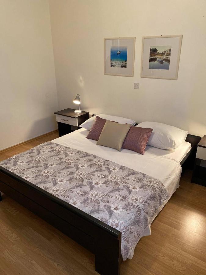Apartamento de 2 dormitorios