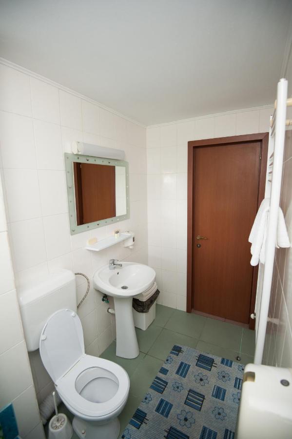 Habitación Doble con baño - 1 o 2 camas