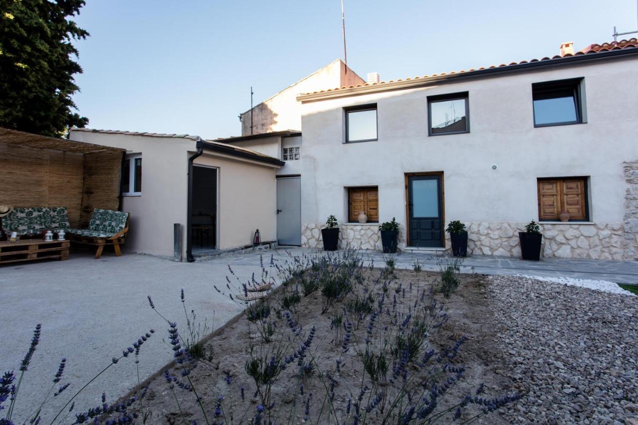 3 Lienzos - B&B