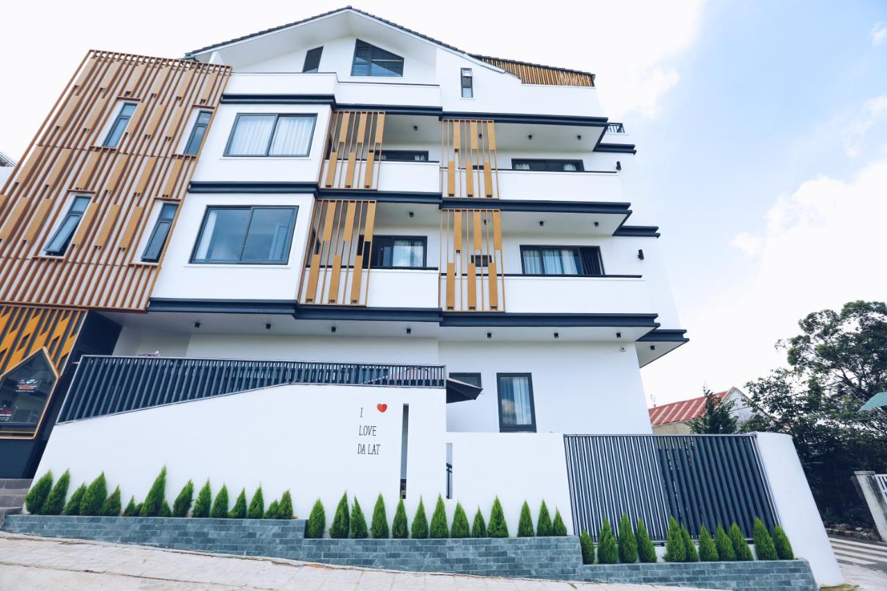 TTR Studio Apart Hotel - B&B