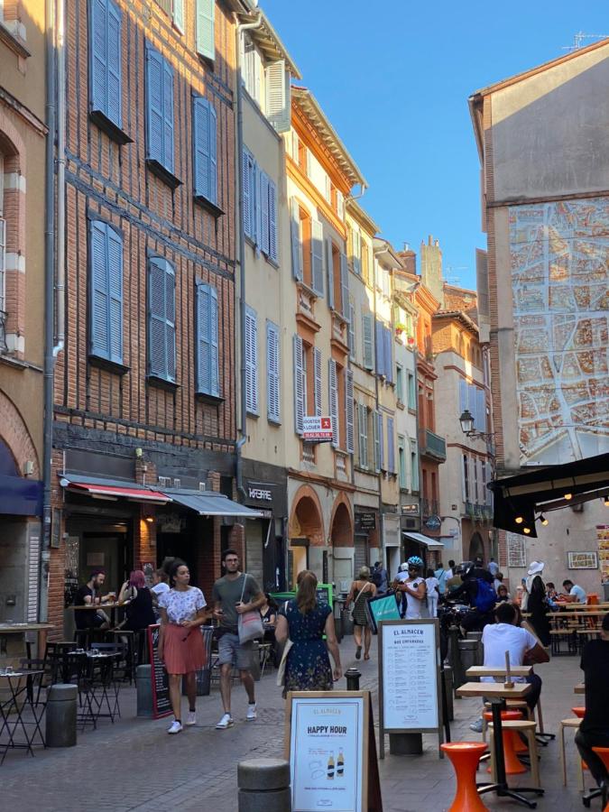 Meublé classé Carmes , entrée autonome, wifi, climatisé, petit parking privé - B&B Toulouse
