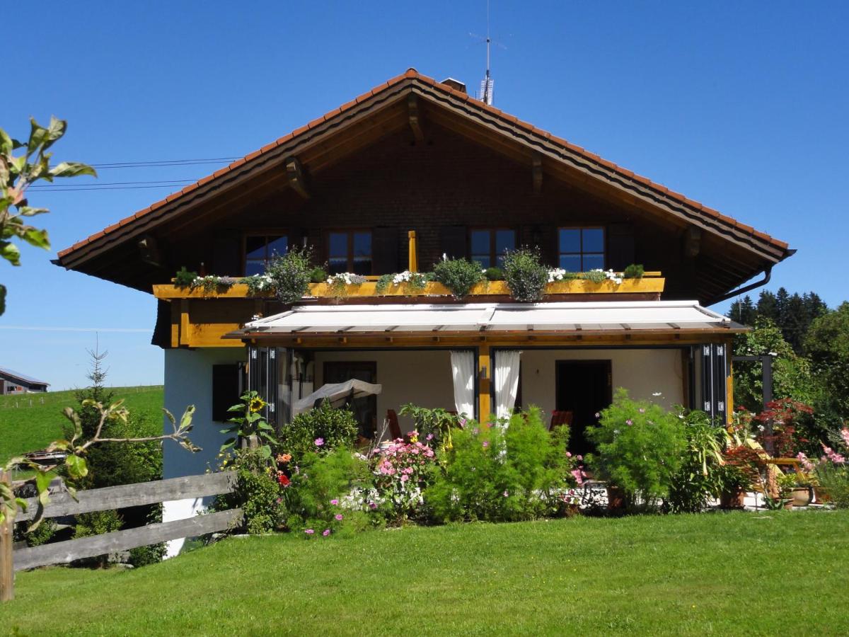 B&B Obermaiselstein - Landhaus Brigitte - Bed and Breakfast Obermaiselstein