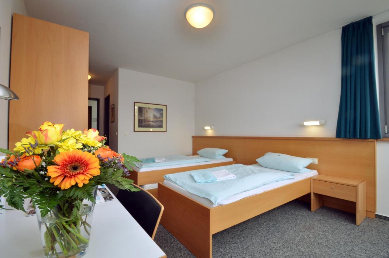 Double or Twin Room with Shower