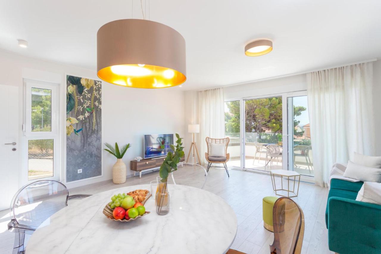 Fiori Boutique Apartment - B&B Promajna