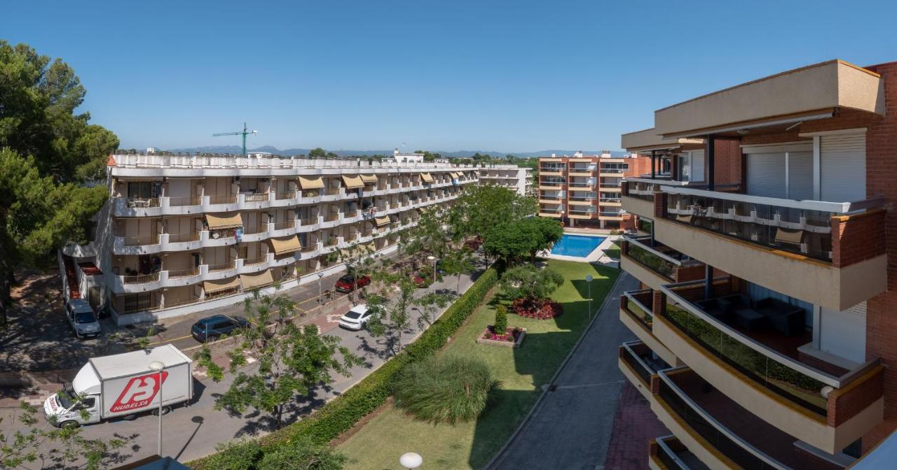 Superior Three-Bedroom Apartment (6-8 Adults)