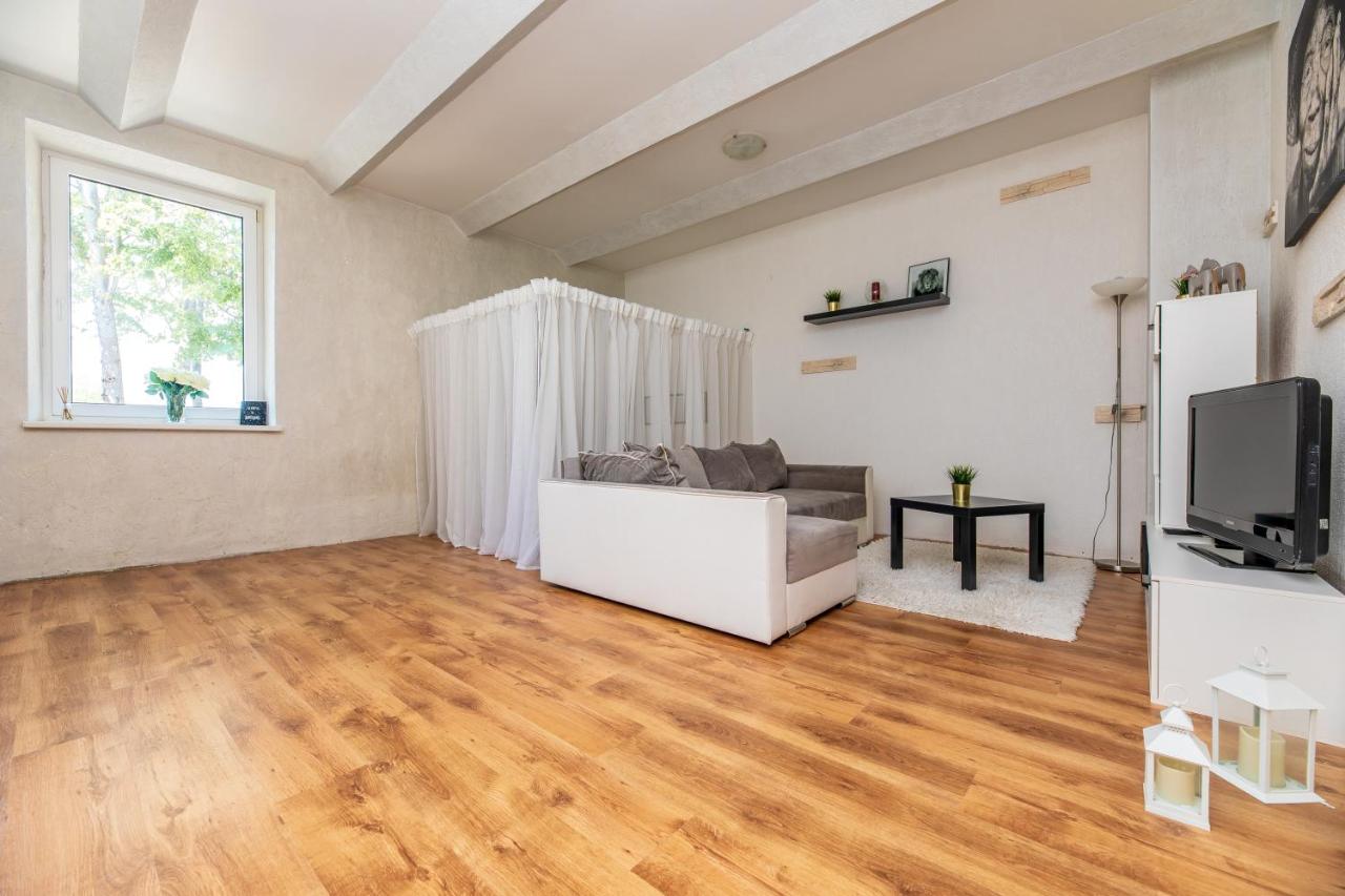 Vasaros apartamentai 4 - Chambres d’hôtes Palanga