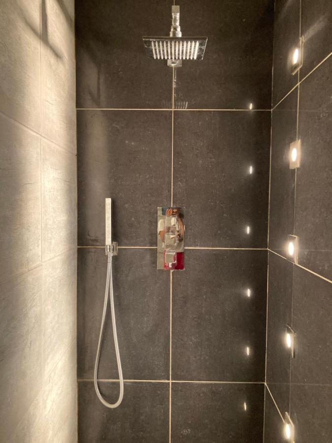 Deluxe Suite with Spa Bath