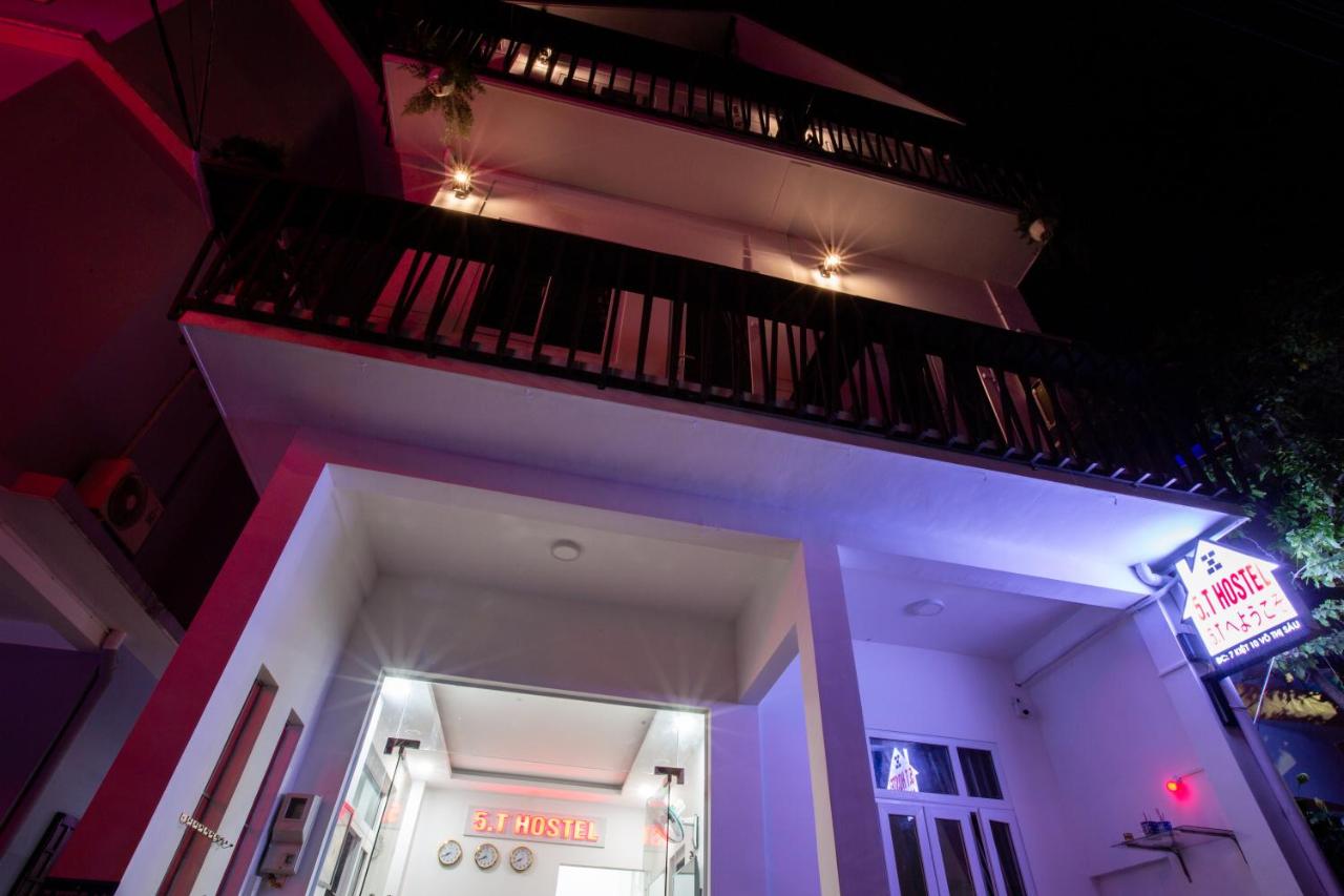 5.T Hostel - B&B Hué