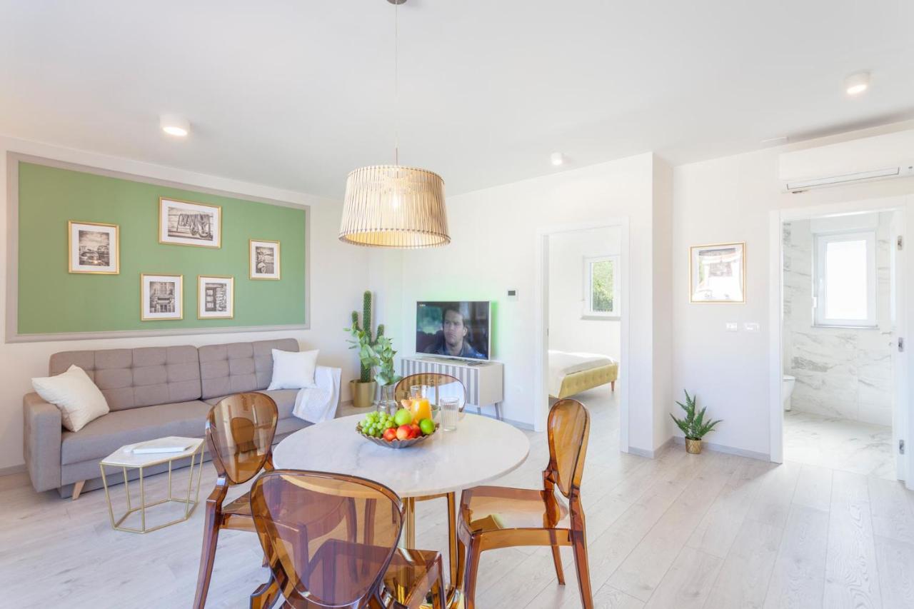 TINEL Boutique Apartment - B&B Promajna