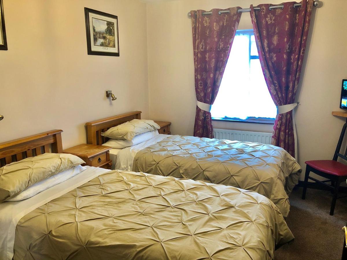 Chambre Lits Jumeaux avec Salle de Bains