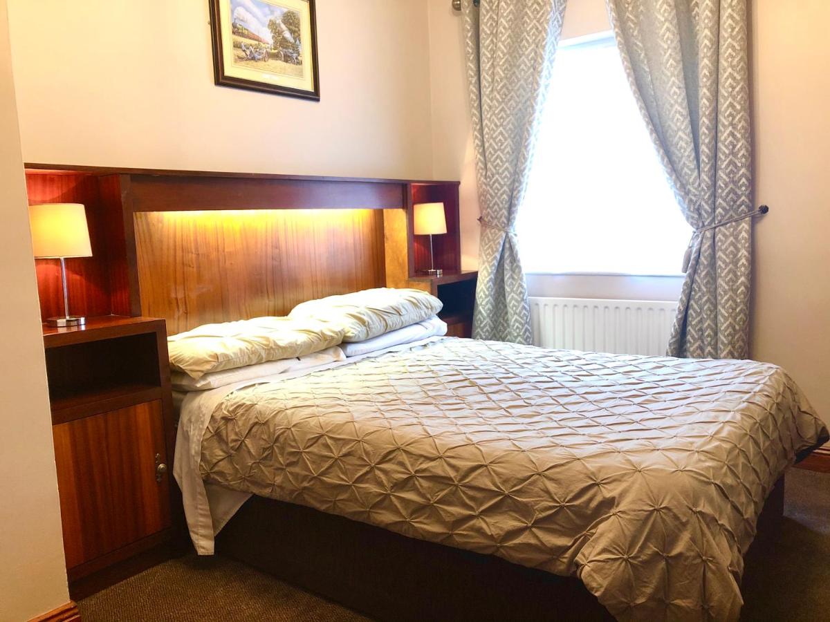 Chambre Double avec Salle de Bains Commune