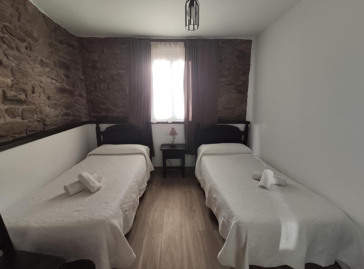 Double Room with Shared Toilet