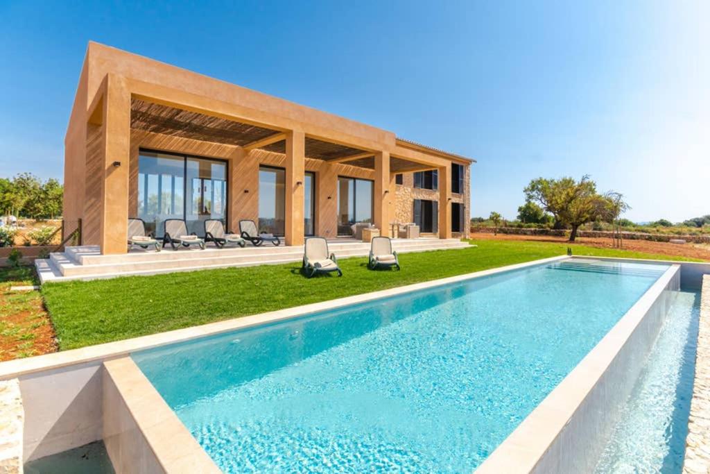 B&B Inca - Luxury Villa in the hearth of Mallorca Can Berrubi - Bed and Breakfast Inca