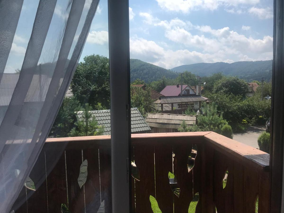 Suite with Mountain View