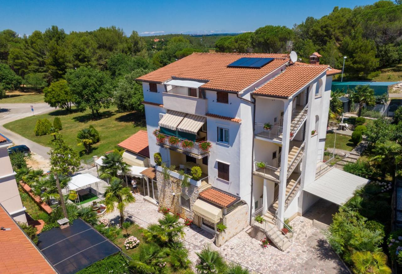 Apartment mit 2 Schlafzimmern und Meerblick