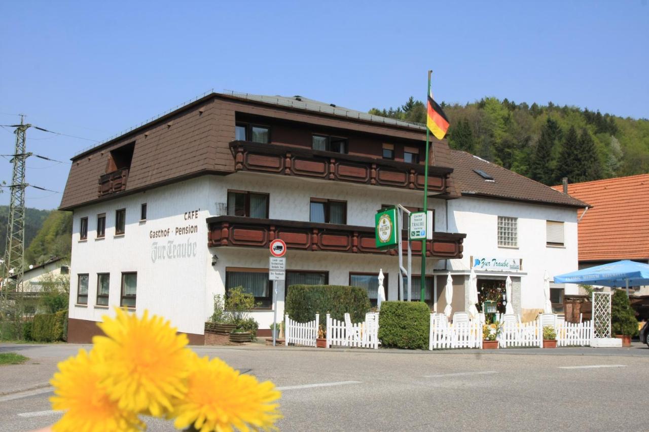 B&B Finkenbach - Gasthof Zur Traube - Bed and Breakfast Finkenbach