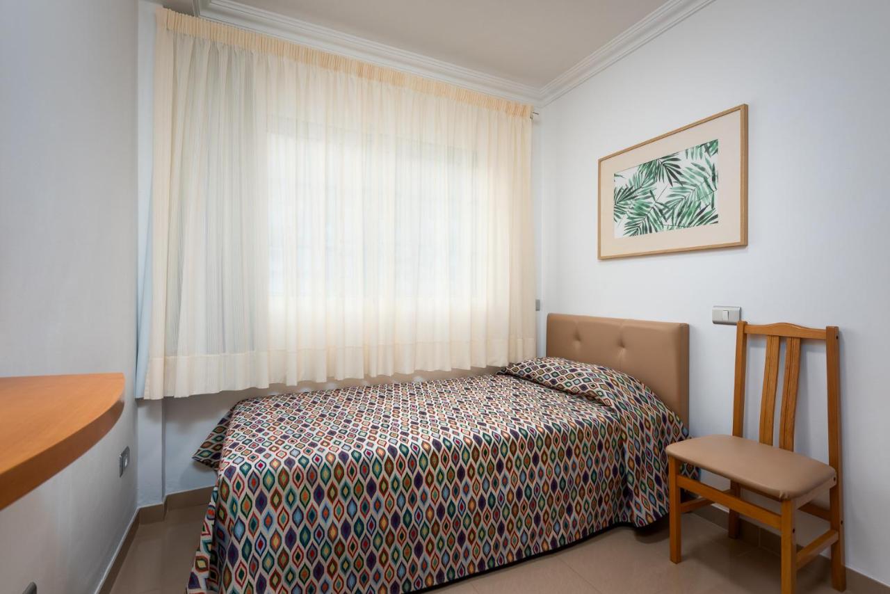 Appartamento con 2 Camere da Letto e Balcone