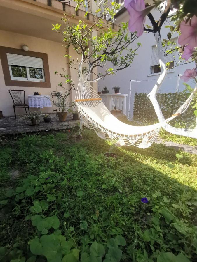 Monolocale con Terrazza e Vista Giardino