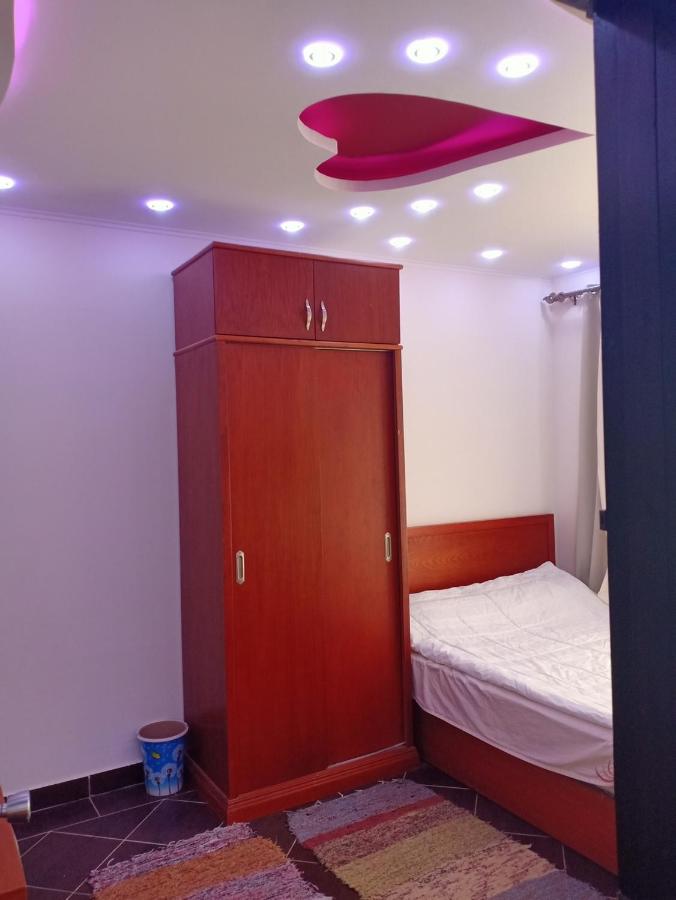Estudio con vistas al jardín