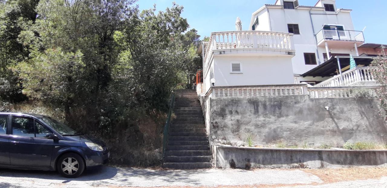 Marijan Martinović Apartments - Chambres d’hôtes