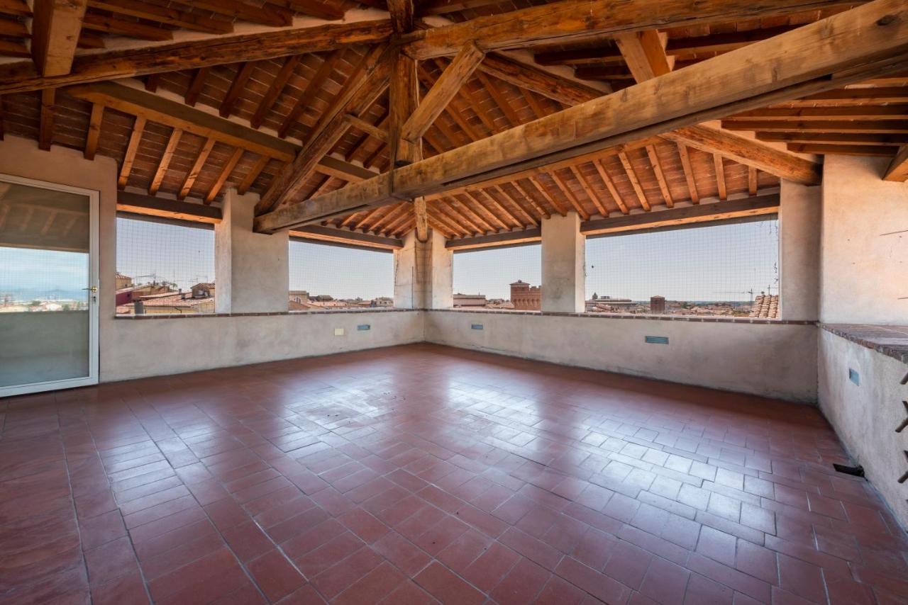 Nella Torre del Poschi Penthouse with Roof Terrace - Chambres d’hôtes Pise
