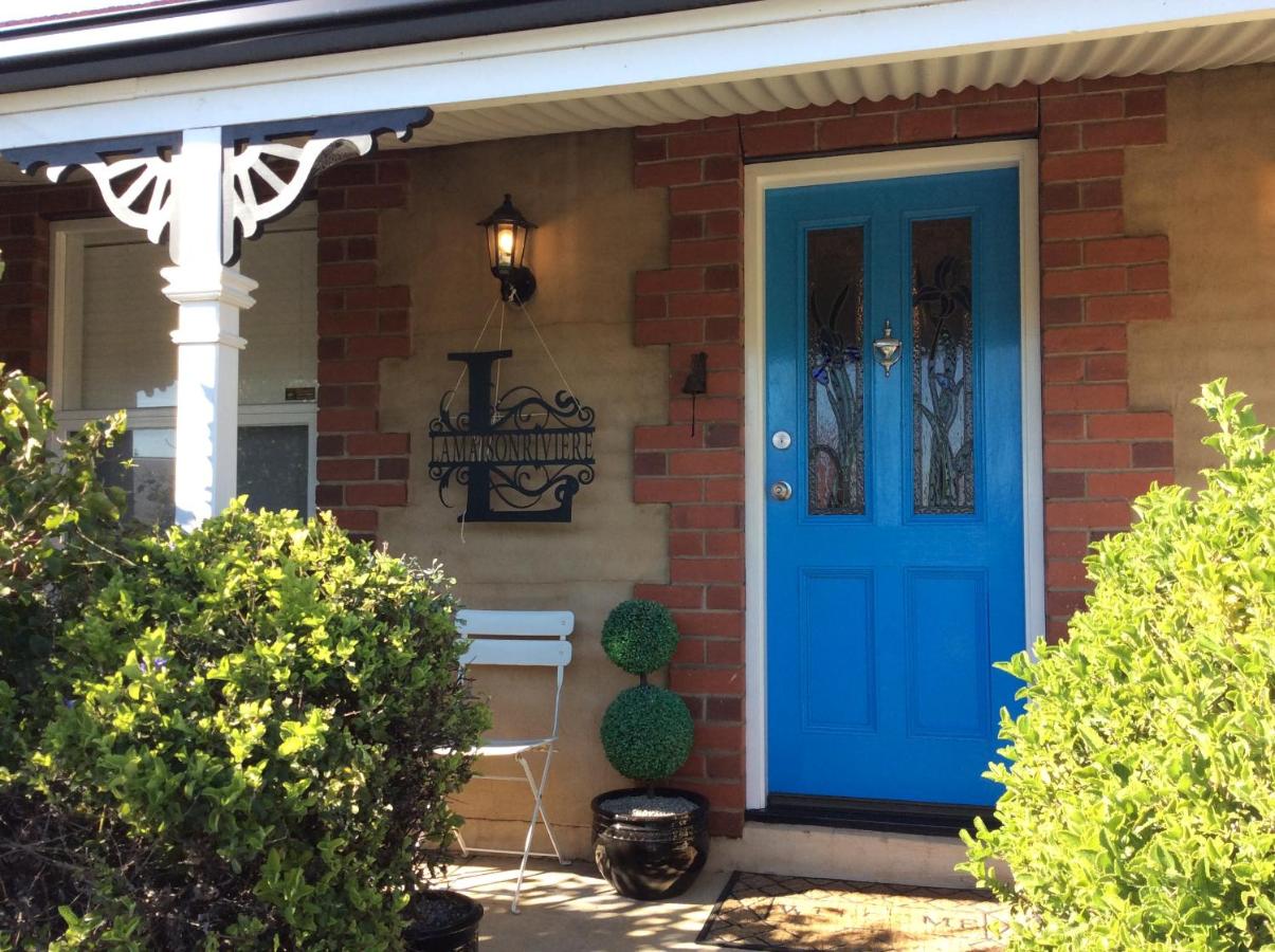 B&B Goolwa - La Maison Riviere - THE RIVER HOUSE Bed & Breakfast - Bed and Breakfast Goolwa