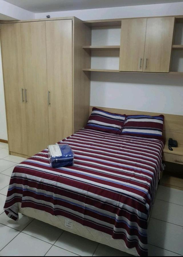 FLAT BIARRITZ SETOR HOTELEIRO NORTE QUARTO 106 - B&B