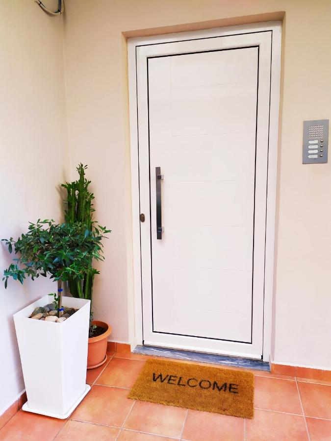 Amazing Apartment next to the sea! - Ferienwohnung