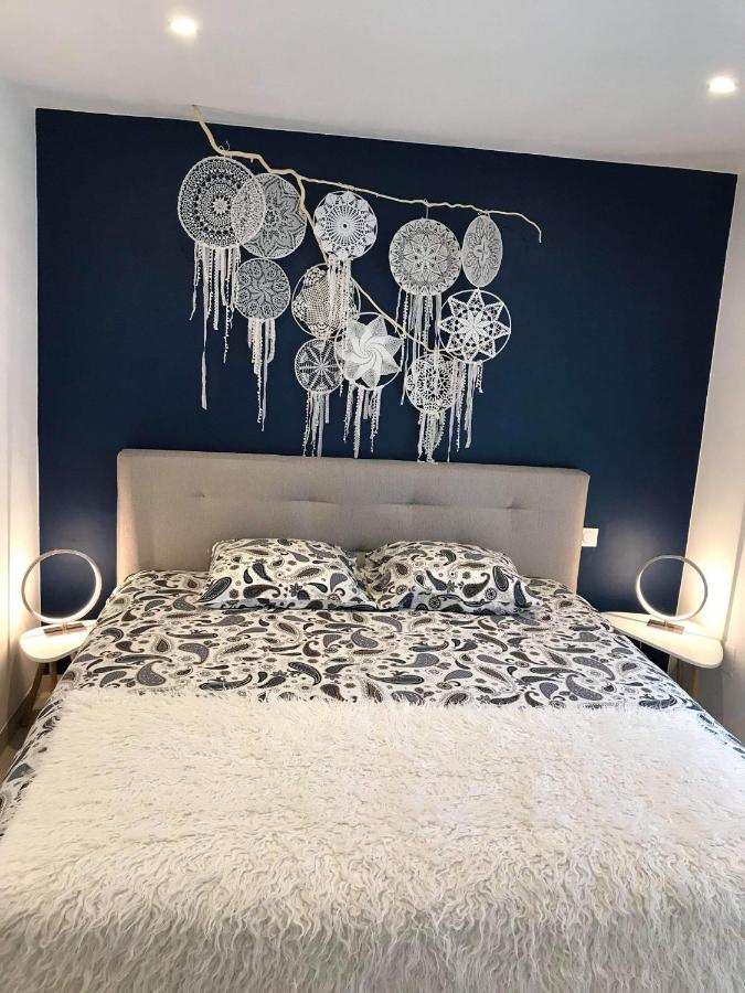 Apartment - Ground Floor ****