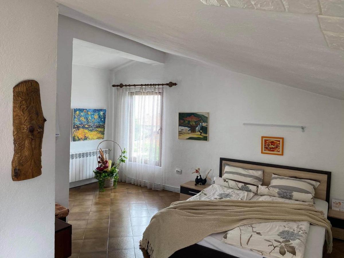 B&B Sapareva Banya - Art Studio - Bed and Breakfast Sapareva Banya