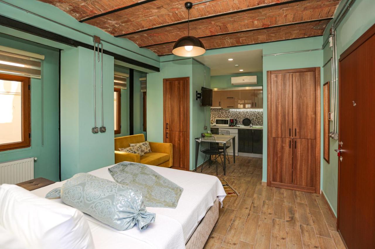 Apartment mit Balkon