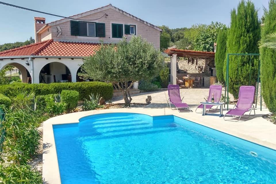 B&B San Pietro di Brazza - Charming Villa Nika with the pool - Bed and Breakfast San Pietro di Brazza