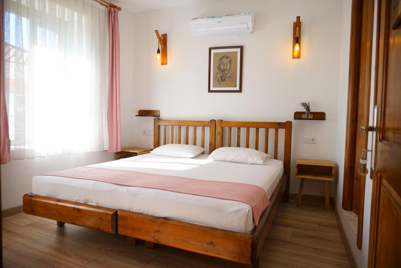 B&B Aivali - Ayışığı Hotel - Bed and Breakfast Aivali